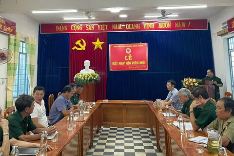 HỘI CỰU CHIẾN BINH PHƯỜNG QUYẾT THẮNG TỔ CHỨC KẾT NẠP HỘI VIÊN MỚI.