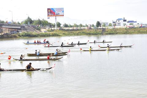 THÔNG BÁO THAY ĐỔI THỜI GIAN GIẢI ĐUA THUYỀN ĐỘC MỘC ĐẠI HỘI THỂ DỤC THỂ THAO THÀNH PHỐ KON TUM LẦN THỨ VIII NĂM 2025